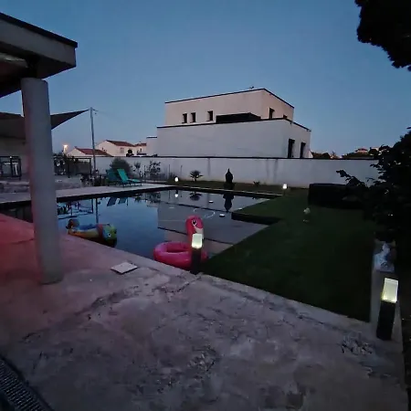 Apartamento Pool House Petite Camargue *