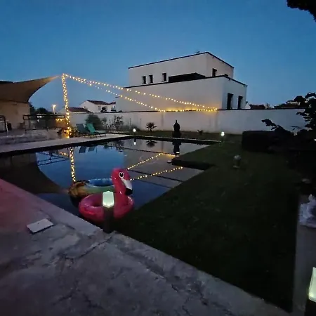 Pool House Petite Camargue Apartamento